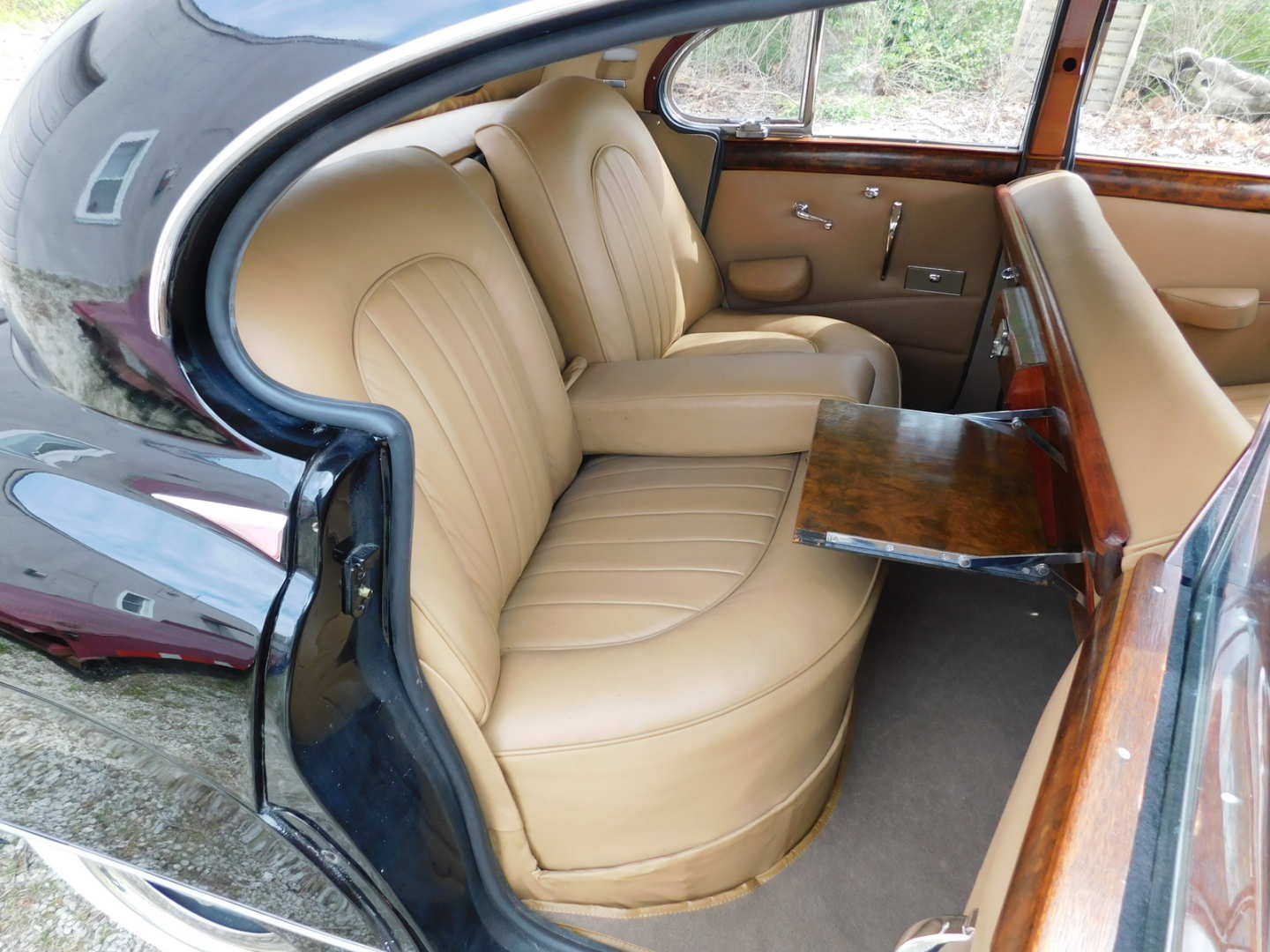 17th Image of a 1959 JAGUAR MARK IX SALOON