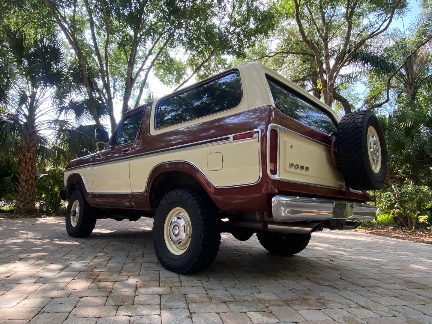 2nd Image of a 1979 FORD BRONCO RANGER