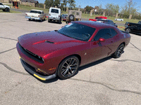 Image 2 of 20 of a 2018 DODGE CHALLENGER