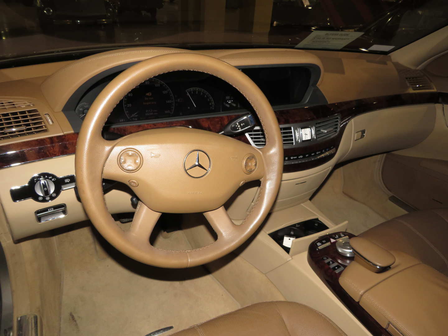 7th Image of a 2007 MERCEDES-BENZ S-CLASS S550