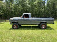 Image 9 of 36 of a 1971 FORD F100