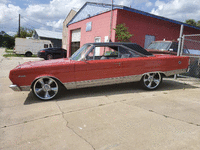 Image 3 of 13 of a 1967 PLYMOUTH SATELLITE