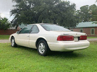 Image 4 of 9 of a 1996 FORD THUNDERBIRD LX