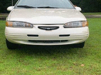 Image 5 of 9 of a 1996 FORD THUNDERBIRD LX