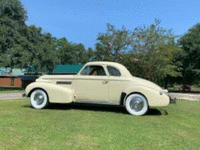 Image 6 of 10 of a 1939 CADILLAC COUPE