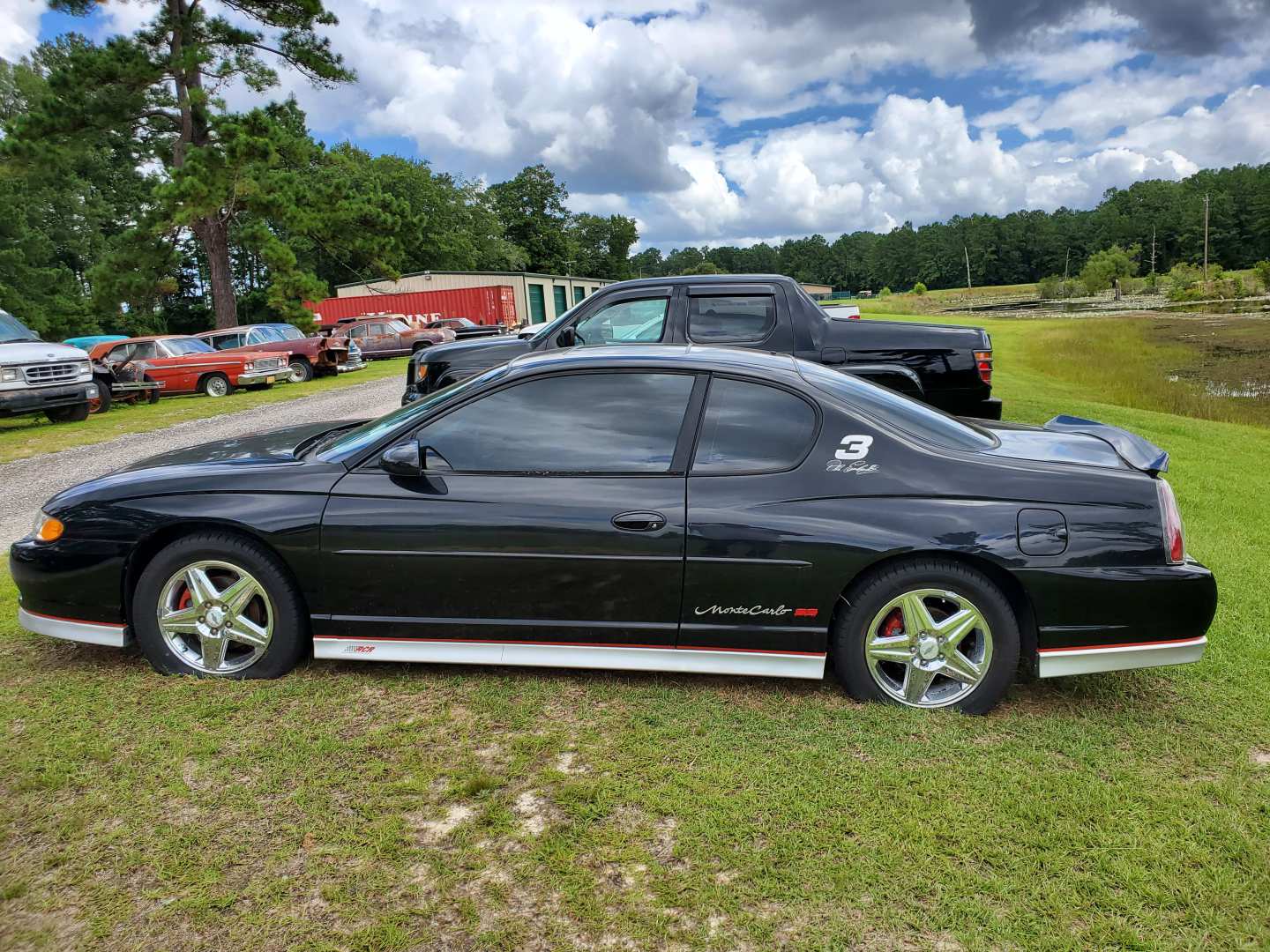 2nd Image of a 2002 CHEVROLET MONTE CARLO SS