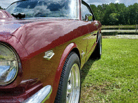 Image 4 of 11 of a 1965 FORD MUSTANG