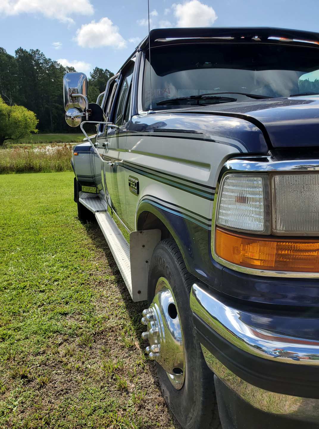 4th Image of a 1995 FORD F-350
