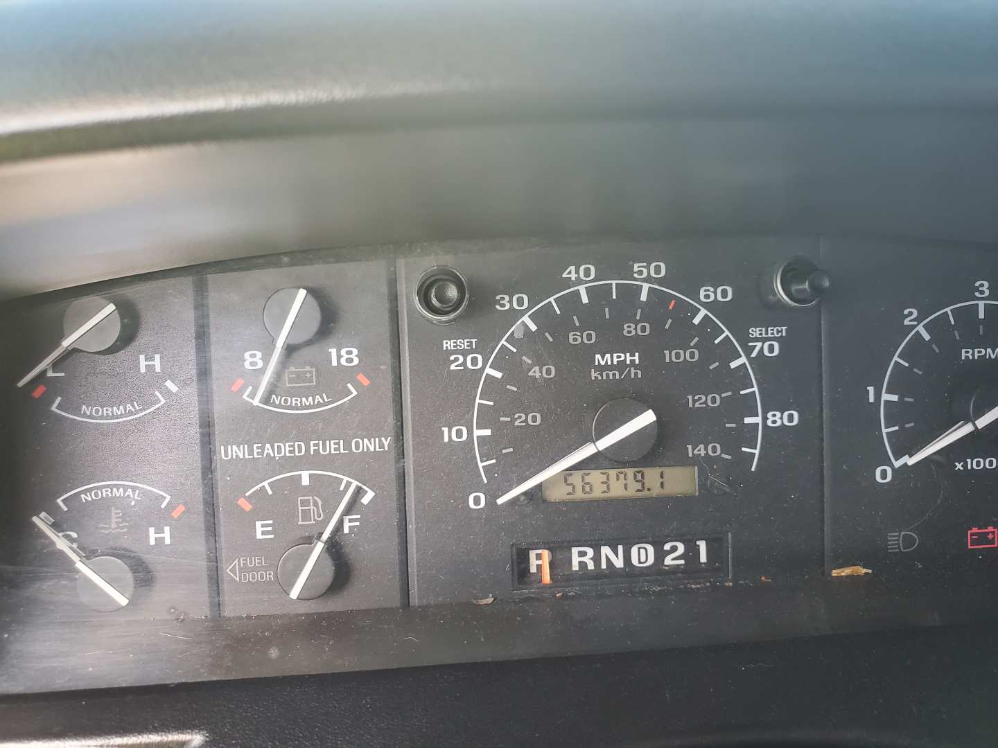 7th Image of a 1995 FORD F-350