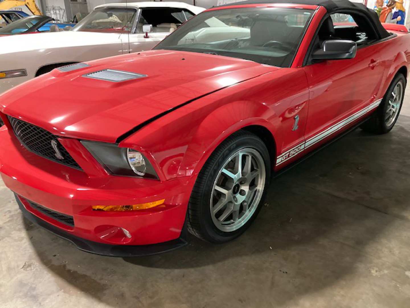 2nd Image of a 2007 FORD MUSTANG SHELBY GT500