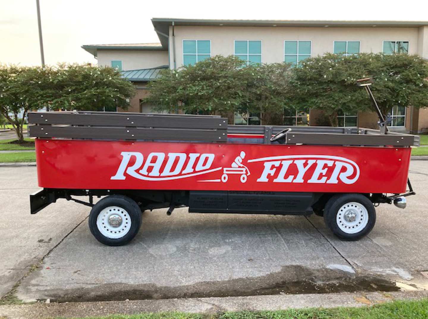 3rd Image of a 1993 FORD RADIO FLYER