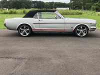 Image 8 of 16 of a 1965 FORD MUSTANG