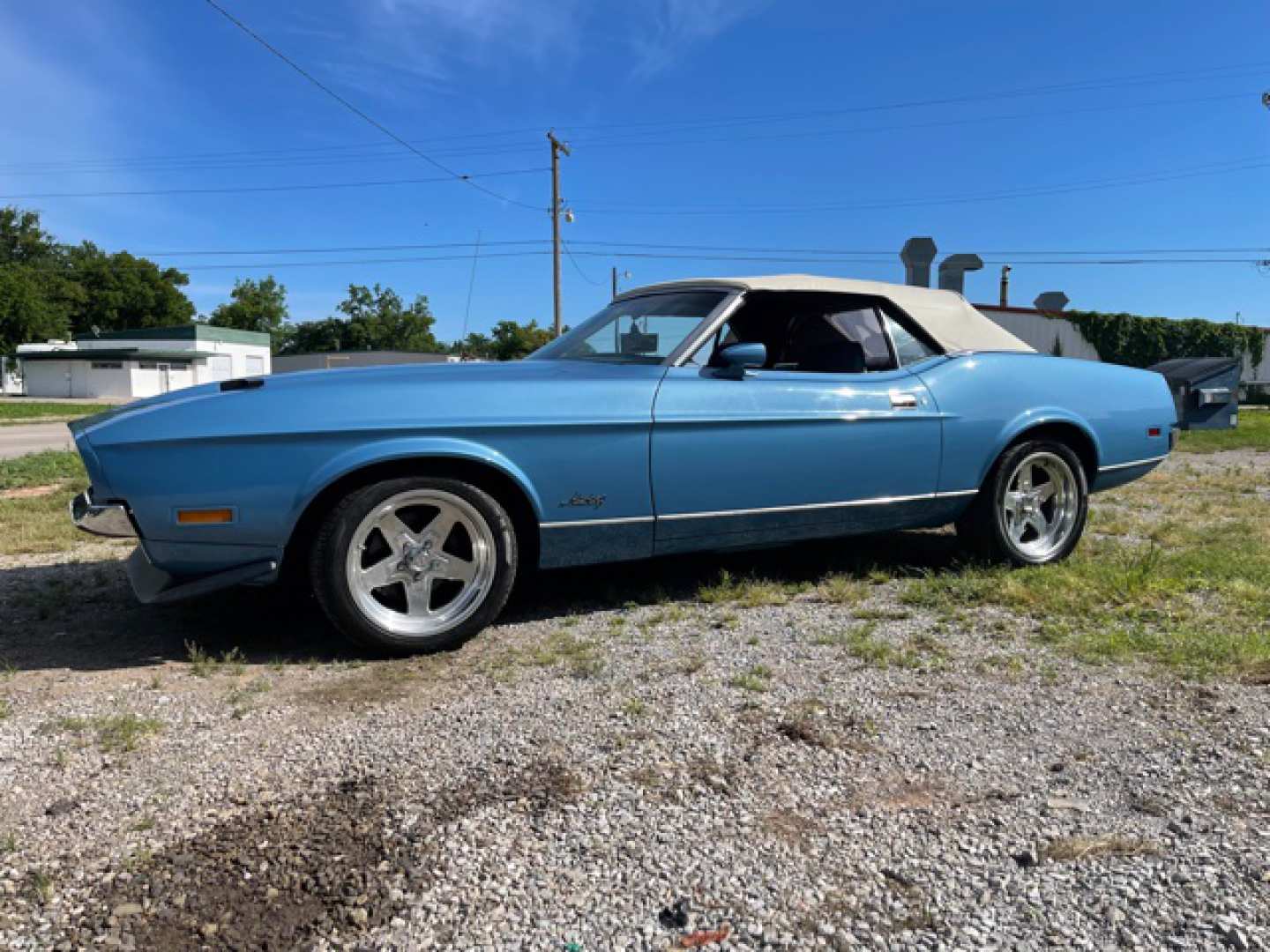 4th Image of a 1972 FORD MUSTANG