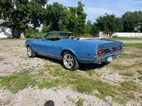 Image 2 of 7 of a 1972 FORD MUSTANG