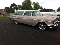 Image 3 of 14 of a 1957 CHEVROLET NOMAD