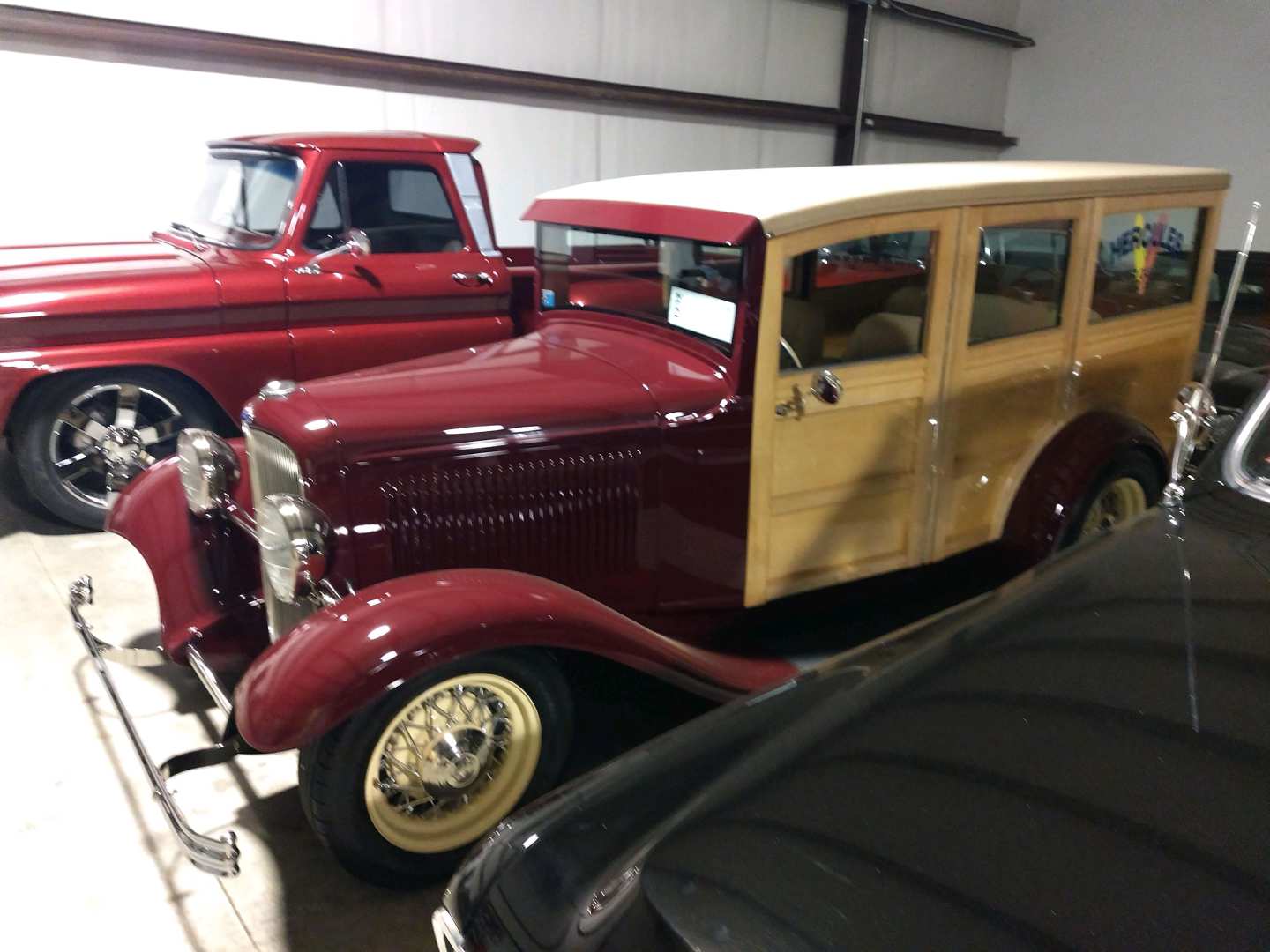 3rd Image of a 1932 FORD WOODY
