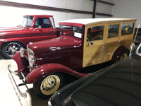 Image 3 of 6 of a 1932 FORD WOODY