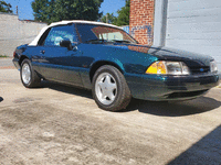 Image 3 of 17 of a 1992 FORD MUSTANG LX