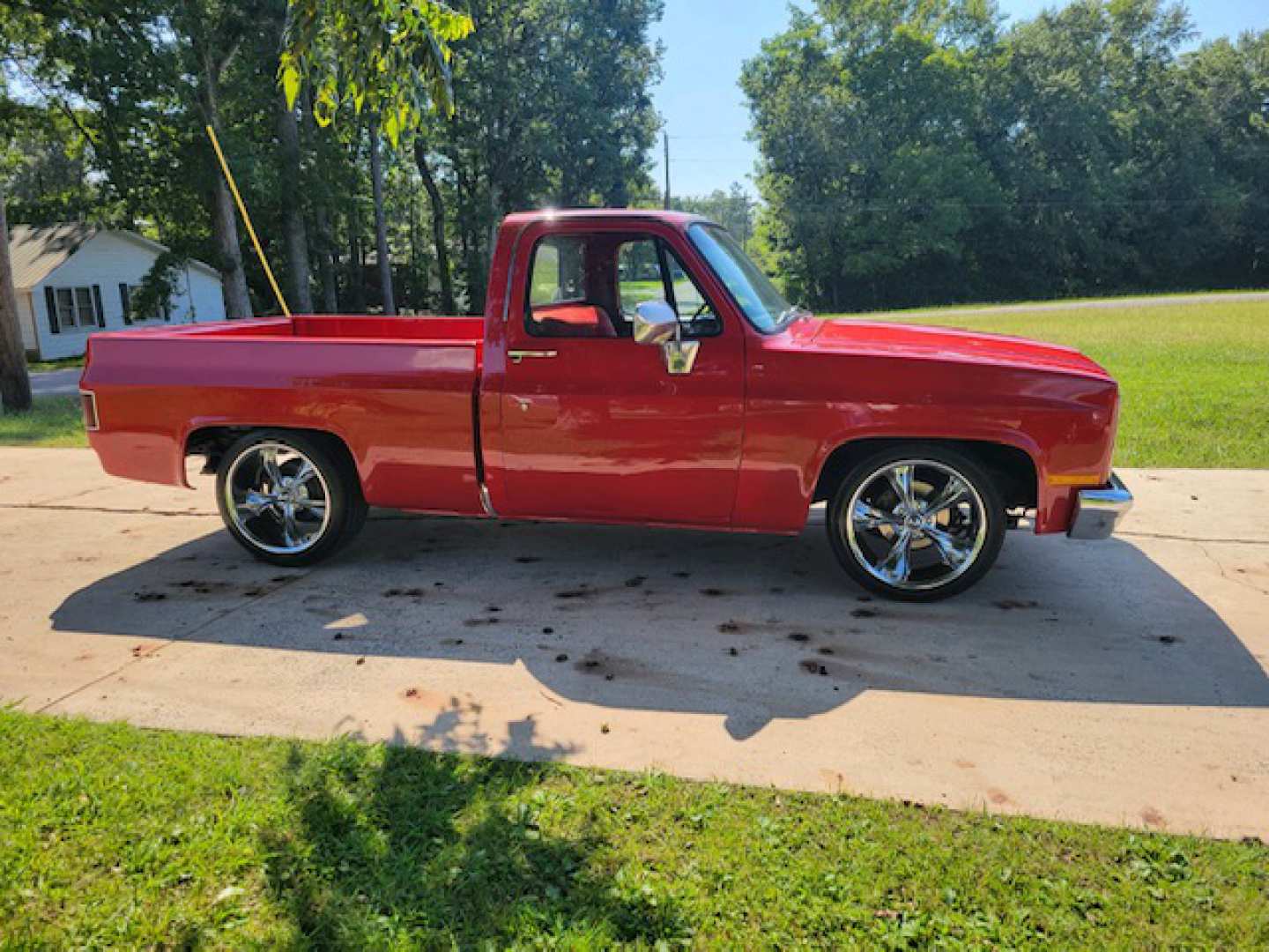 1st Image of a 1984 CHEVROLET C10