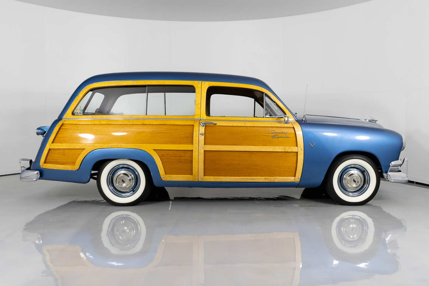 8th Image of a 1951 FORD COUNTRY SQUIRE