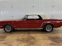Image 5 of 15 of a 1965 FORD MUSTANG