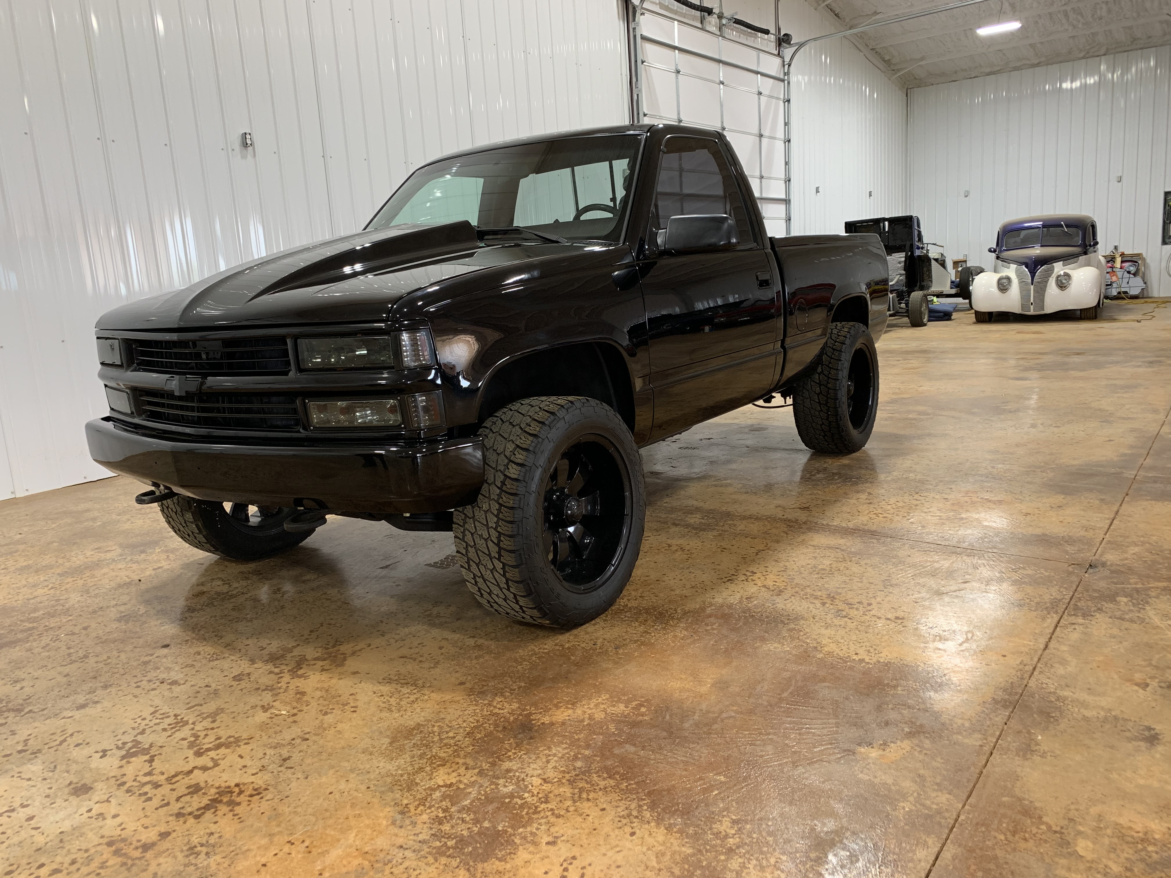 2nd Image of a 1991 CHEVROLET K1500