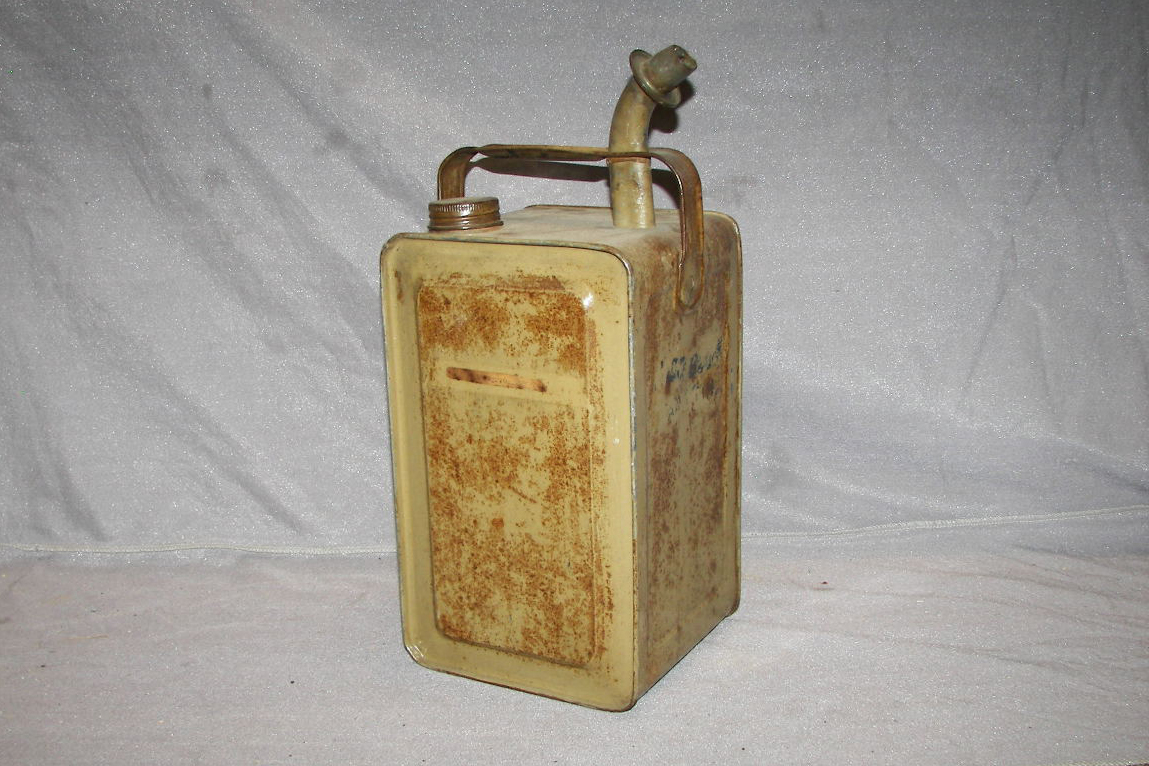 1st Image of a N/A RECTANGULAR OIL CAN