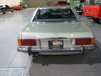 Image 14 of 16 of a 1973 MERCEDES-BENZ 450SL