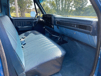 Image 10 of 15 of a 1986 CHEVROLET K10