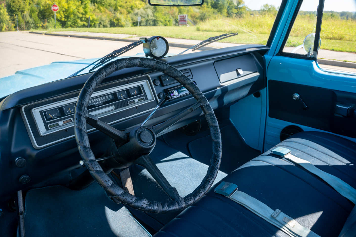 3rd Image of a 1970 DODGE D100