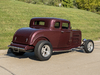 Image 2 of 8 of a 1932 FORD 5 WINDOW