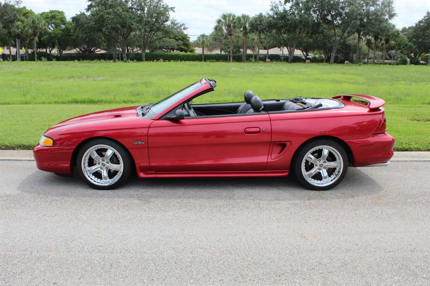 8th Image of a 1996 FORD MUSTANG GT