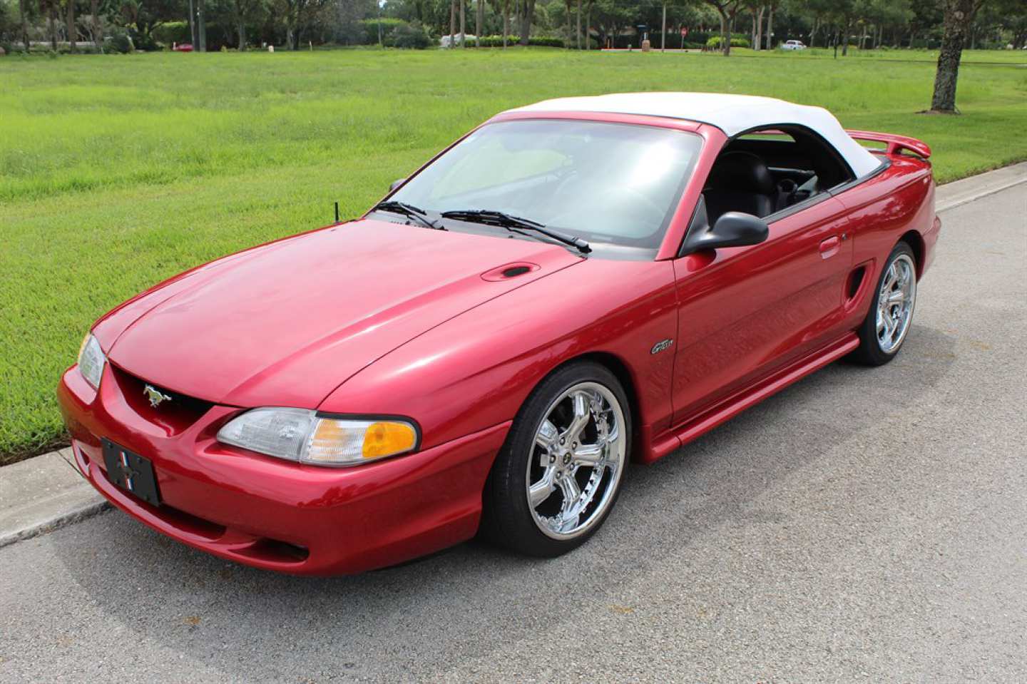 16th Image of a 1996 FORD MUSTANG GT