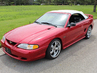 Image 16 of 33 of a 1996 FORD MUSTANG GT