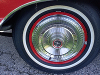 Image 20 of 25 of a 1966 FORD THUNDERBIRD