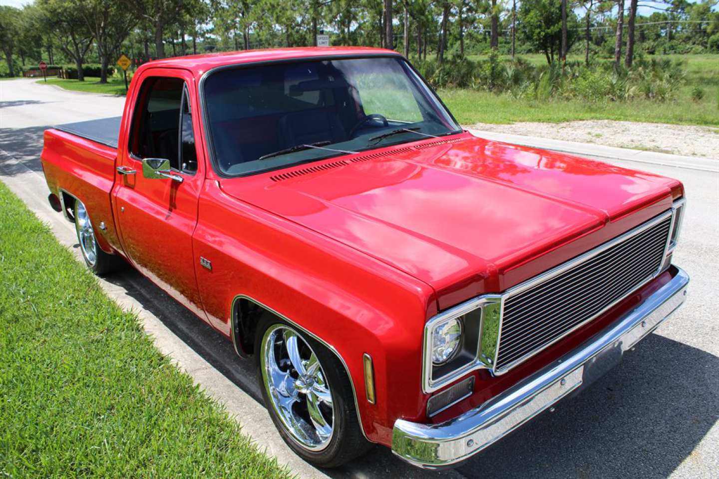 2nd Image of a 1977 CHEVROLET C10