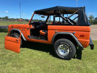 Image 2 of 10 of a 1974 FORD BRONCO