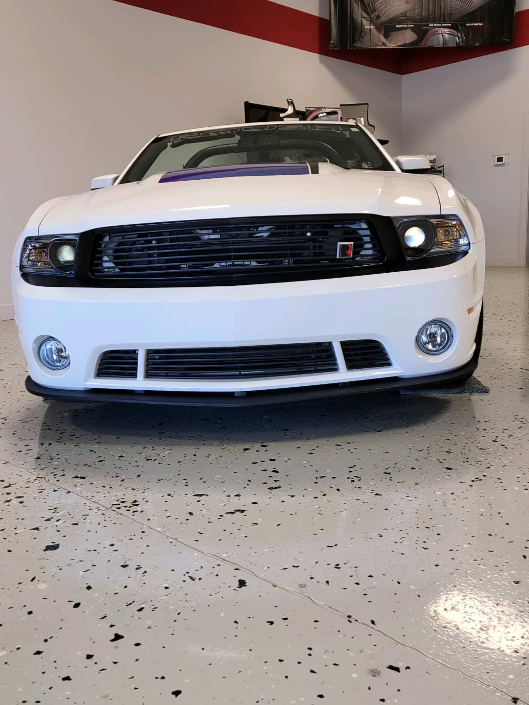 4th Image of a 2012 FORD MUSTANG