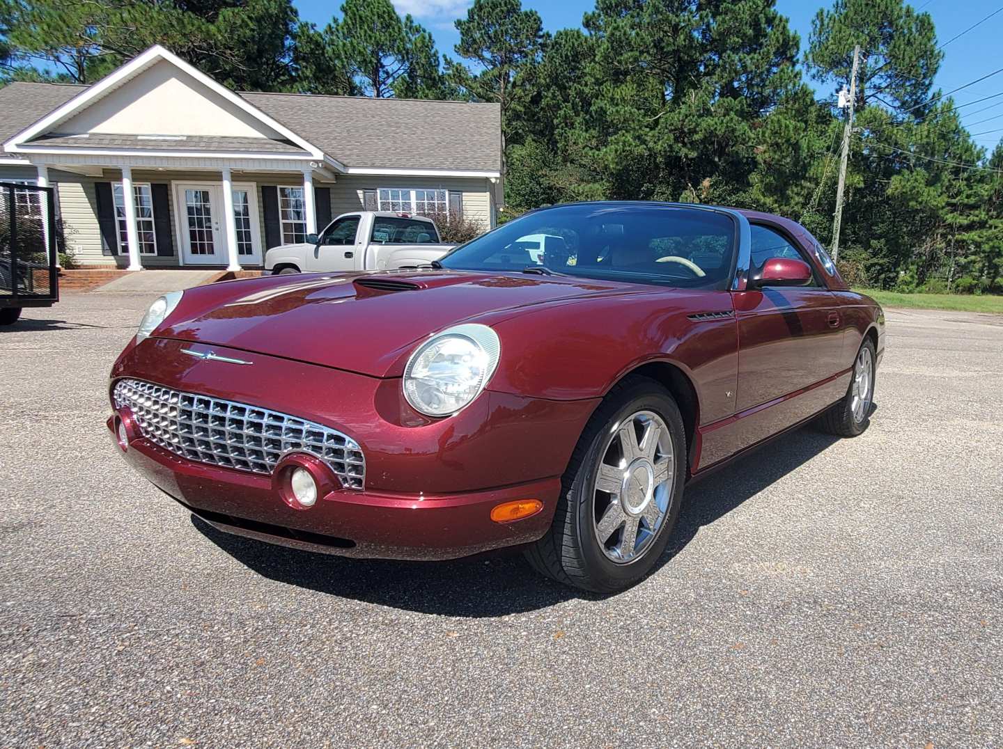 1st Image of a 2004 FORD THUNDERBIRD