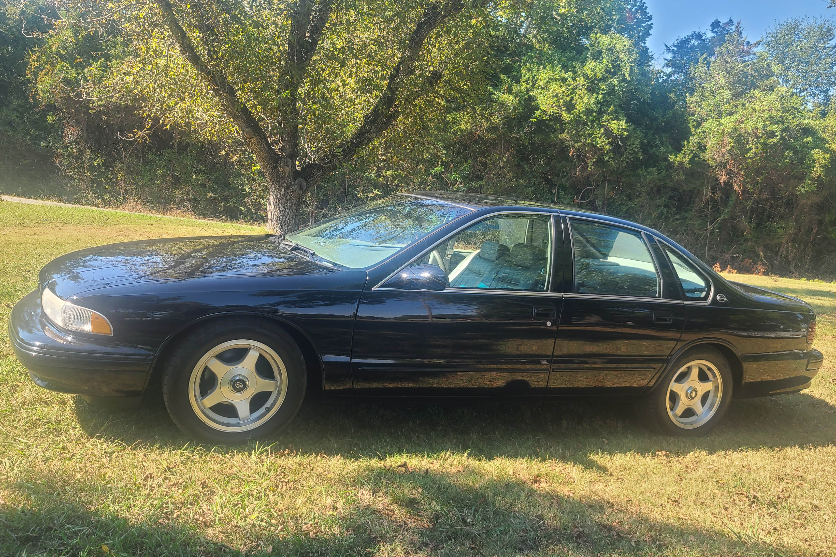 1st Image of a 1995 CHEVROLET IMPALA SS