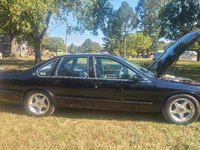 Image 5 of 6 of a 1995 CHEVROLET IMPALA SS