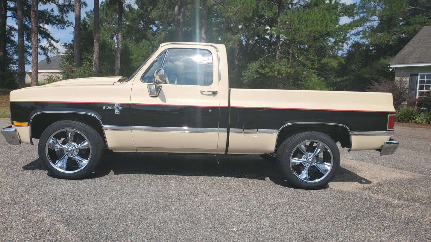 7th Image of a 1986 CHEVROLET C10