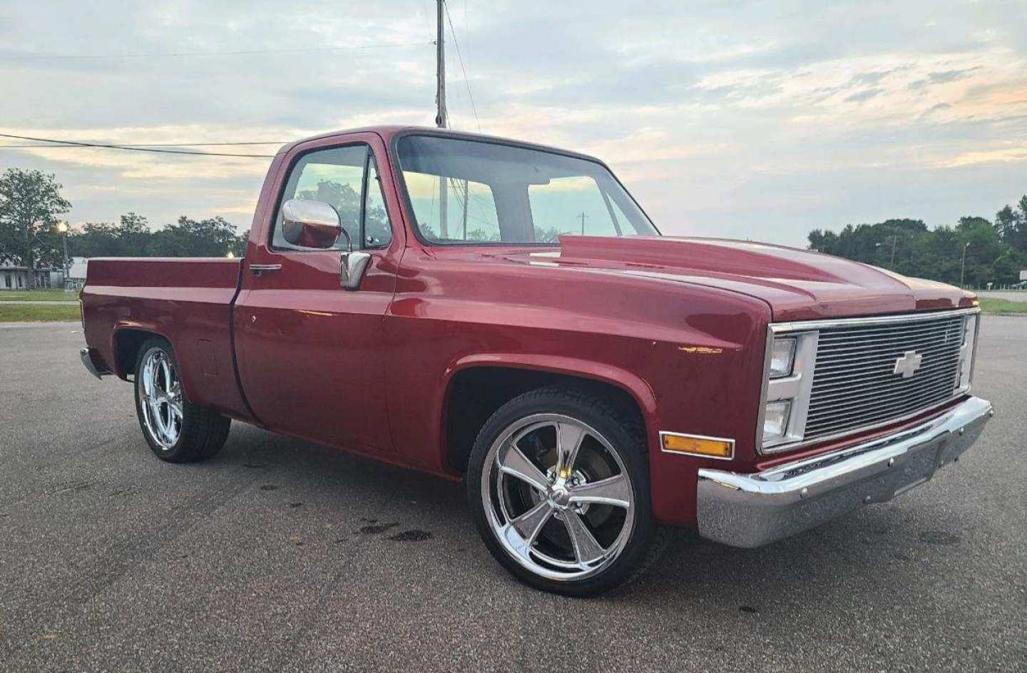 4th Image of a 1985 CHEVROLET C10
