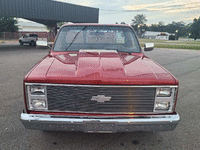Image 3 of 11 of a 1985 CHEVROLET C10
