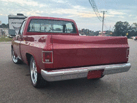 Image 5 of 11 of a 1985 CHEVROLET C10