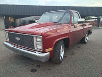 Image 6 of 11 of a 1985 CHEVROLET C10