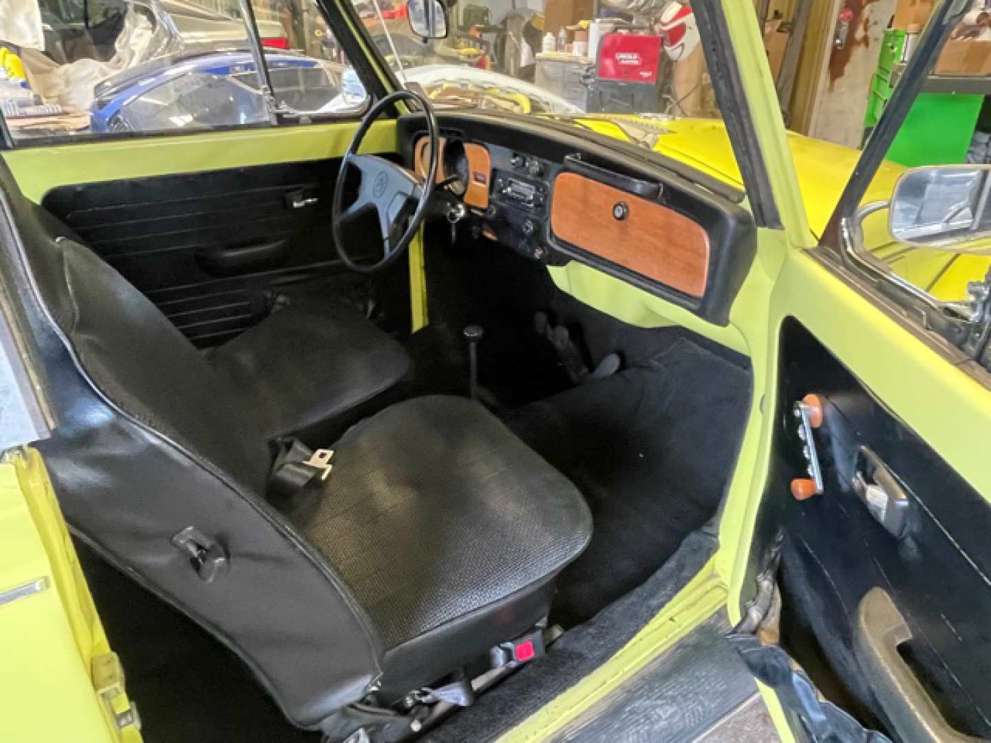 8th Image of a 1972 VOLKSWAGEN BEETLE