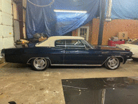 Image 2 of 7 of a 1966 CHEVROLET CAPRICE