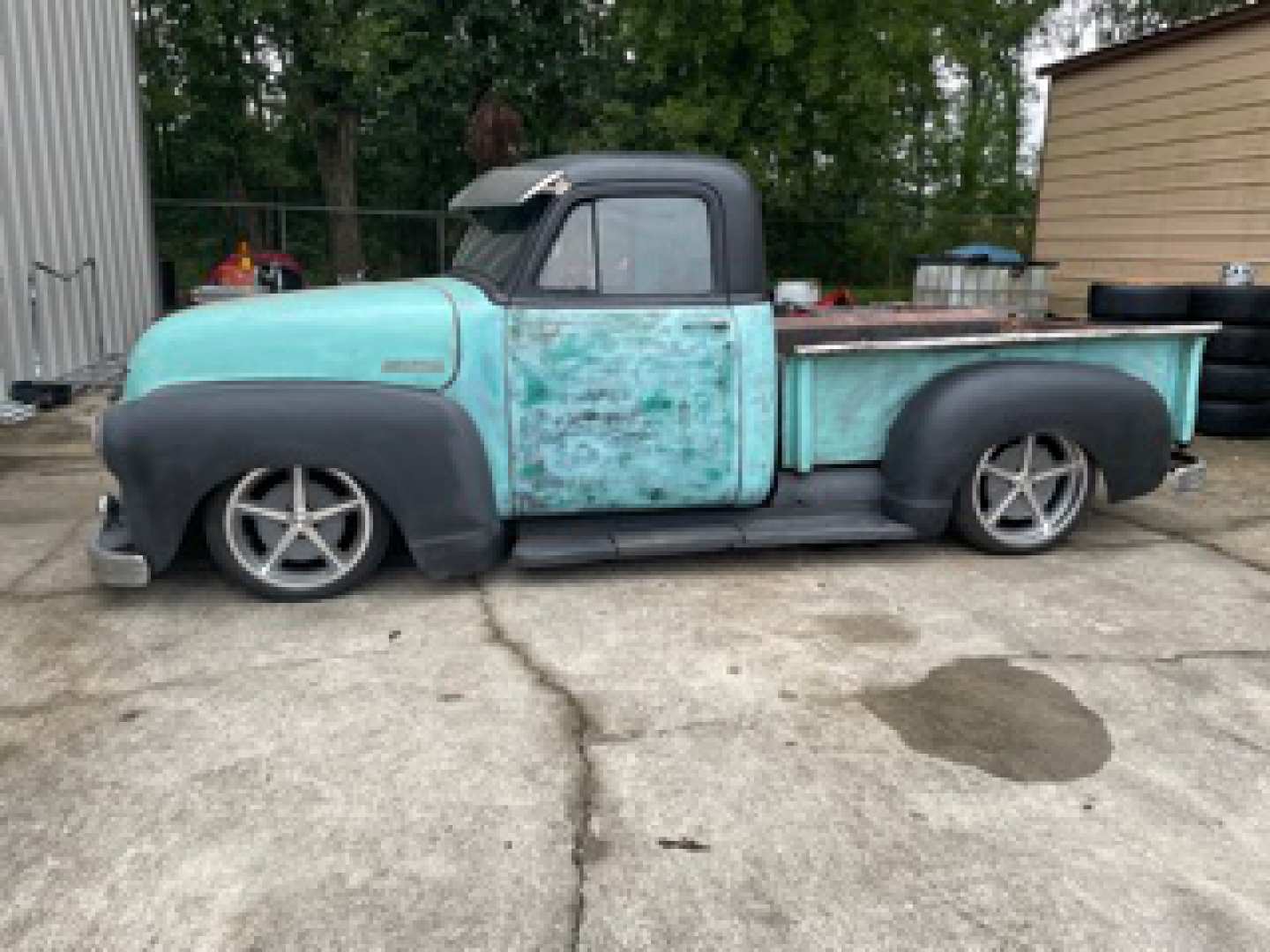 2nd Image of a 1951 CHEVROLET 310