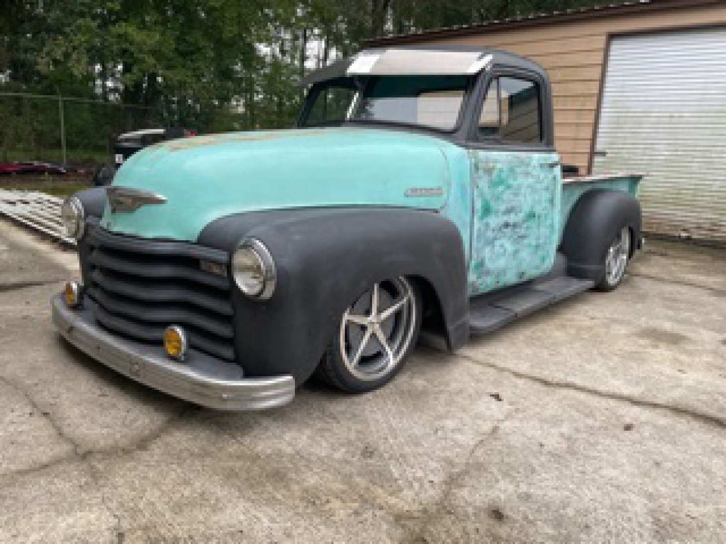 3rd Image of a 1951 CHEVROLET 310